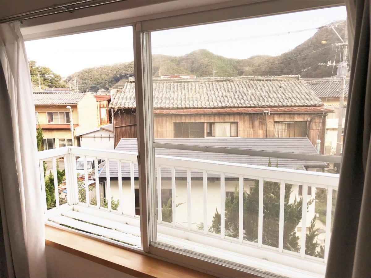 Tsushima White House Bed and Breakfast Eksteriør billede