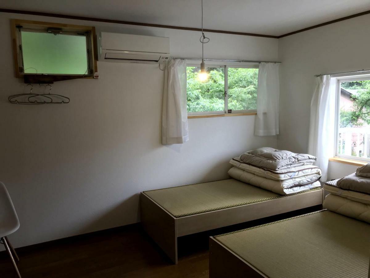 Tsushima White House Bed and Breakfast Eksteriør billede
